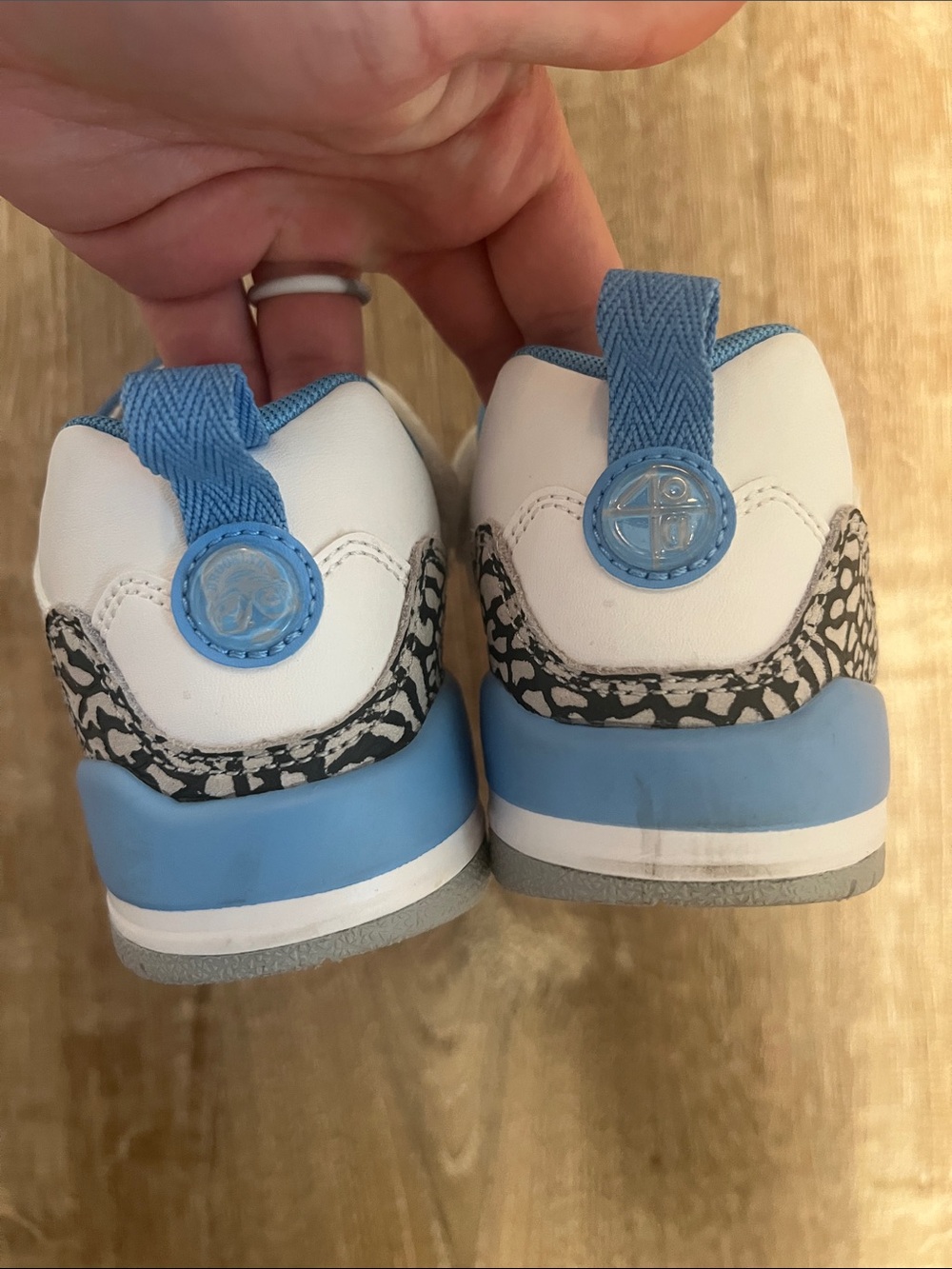 Jordan Spizike Low Sneakers size 1.5Y - Picture 4 of 6